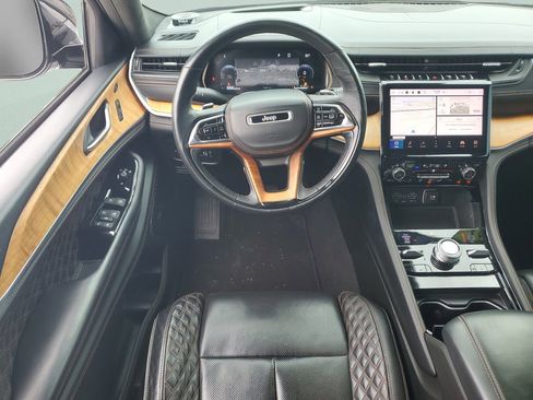 Used 2021 Jeep Grand Cherokee L Summit AWD/4WD image 13