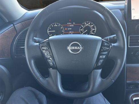 Used 2024 Nissan Armada SL w/ Captain's Chairs Package image 20