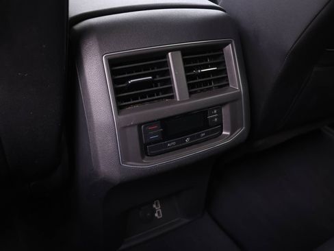 Used 2019 Volkswagen Atlas SE AWD/4WD image 15