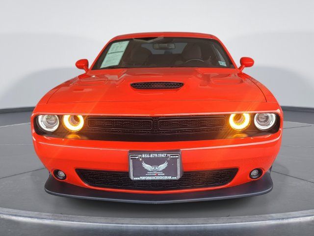 Certified 2022 Dodge Challenger R/T Scat Pack w/ Scat Pack Stripe RWD image 3
