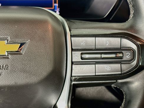 Used 2023 Chevrolet Colorado LT w/ LT Convenience Package II RWD image 13