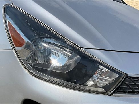 Used 2019 Kia Rio S image 29