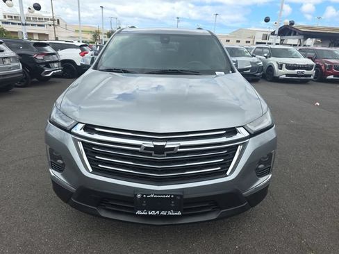 Used 2023 Chevrolet Traverse LT w/ LPO, Floor Liner Package FWD image 8