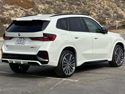 Used 2025 BMW X1 xDrive28i w/ M Sport Package image 2