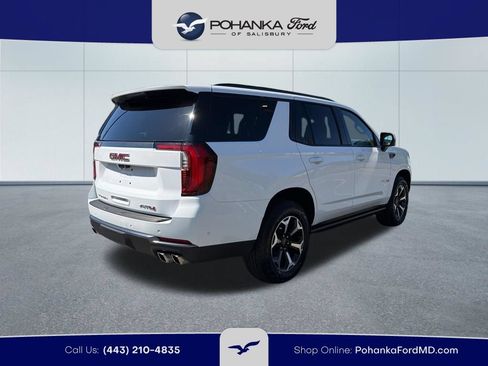 Used 2025 GMC Yukon AT4 w/ AT4 Premium Package AWD/4WD image 5