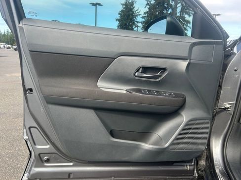 Used 2025 Nissan Kicks S AWD/4WD image 20