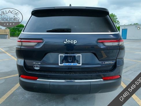 Used 2023 Jeep Grand Cherokee L Limited AWD/4WD image 4