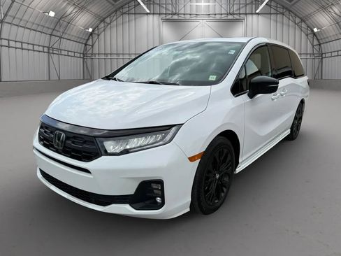 Used 2025 Honda Odyssey Sport-L image 9