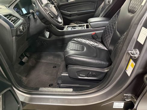 Used 2024 Ford Edge Titanium image 55