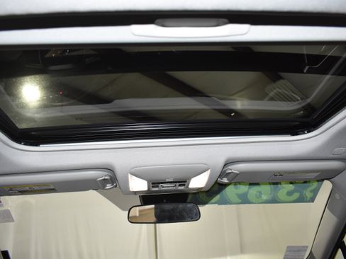 Used 2025 Toyota RAV4 XLE Premium FWD image 25