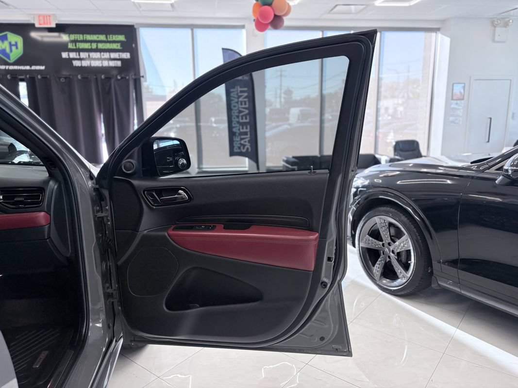 Used 2021 Dodge Durango R/T w/ Blacktop Package AWD/4WD image 41