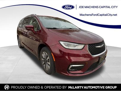 Used 2021 Chrysler Pacifica Touring-L