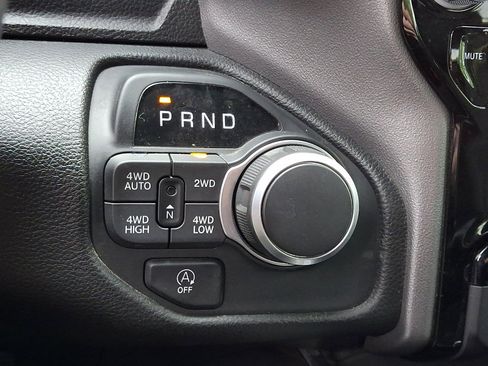 Used 2025 RAM 1500 Big Horn image 27