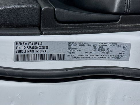 Used 2021 Jeep Grand Cherokee Laredo X AWD/4WD image 33