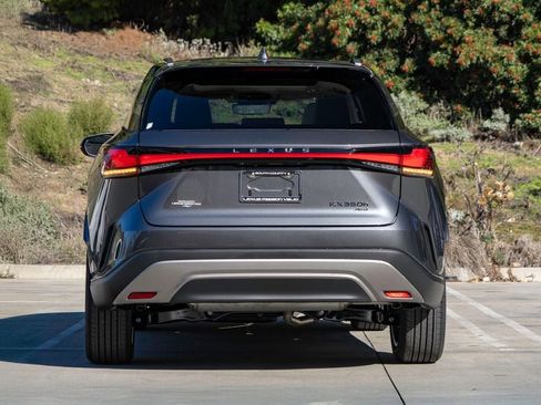 New 2026 Lexus RX 350 image 9