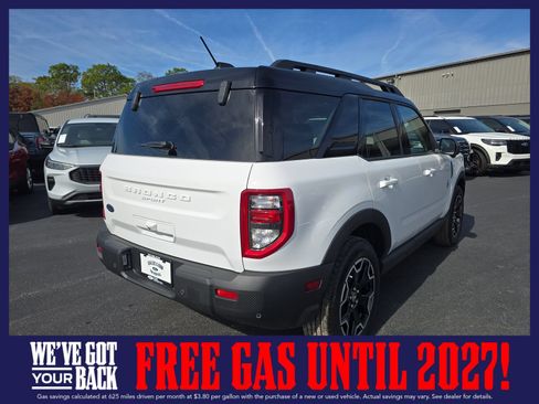 New 2025 Ford Bronco Sport Outer Banks w/ Outer Banks Tech Package+ AWD/4WD image 4