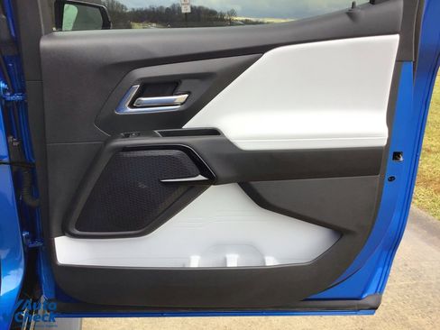 Used 2025 Chevrolet Silverado EV RST image 15