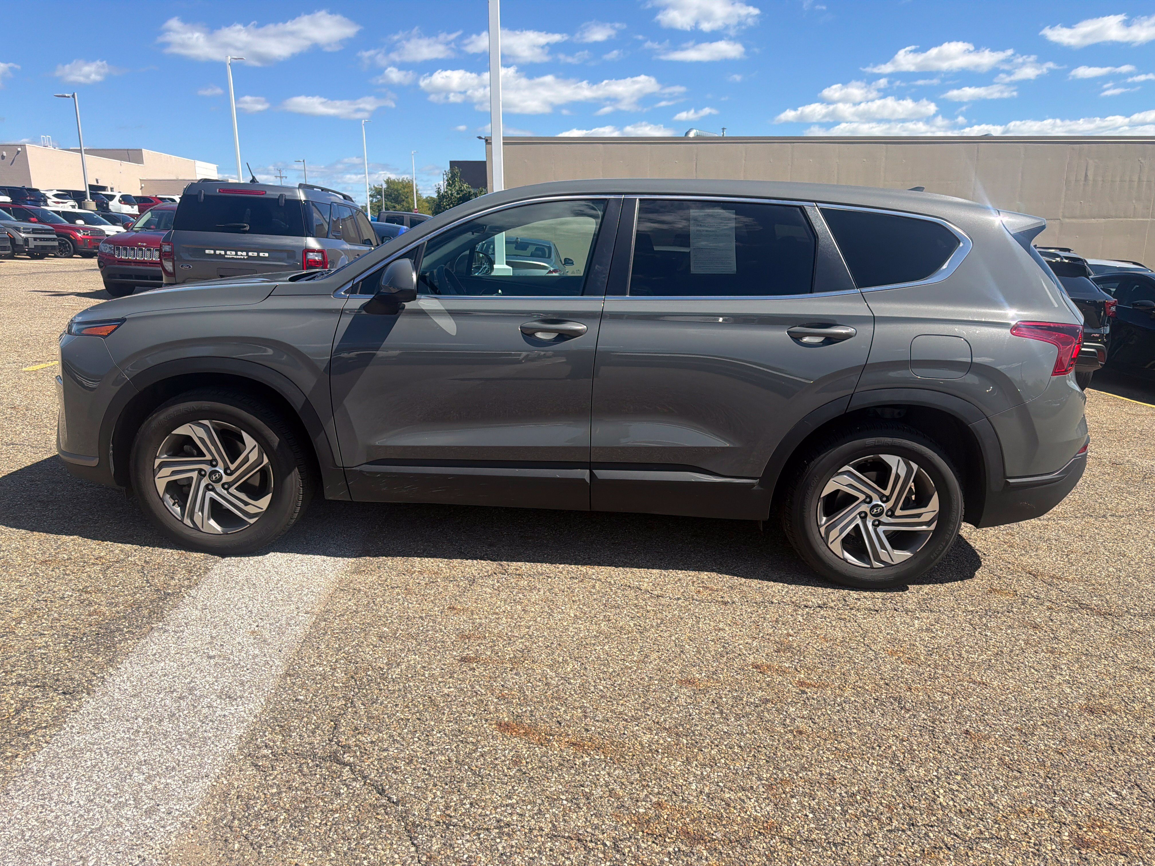 Certified 2023 Hyundai Santa Fe SE FWD image 8