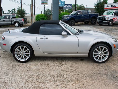 Used 2008 MAZDA MX-5 Miata Touring RWD image 14