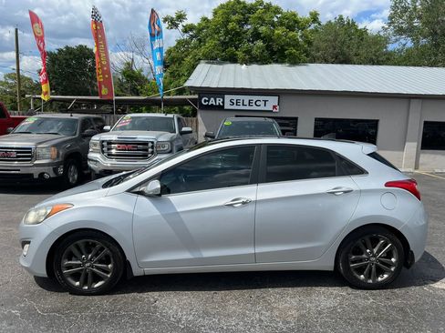Used 2016 Hyundai Elantra GT w/ Option Group 03 FWD image 8