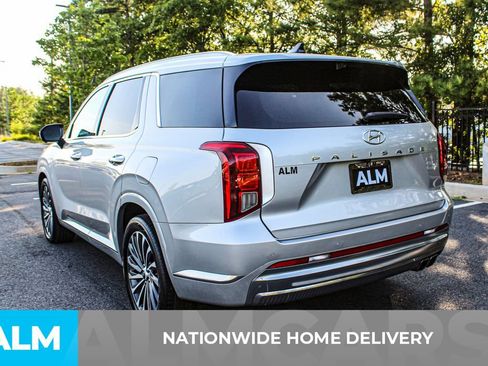 Used 2024 Hyundai Palisade Calligraphy FWD image 4