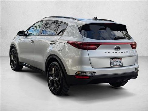 Used 2021 Kia Sportage S image 9