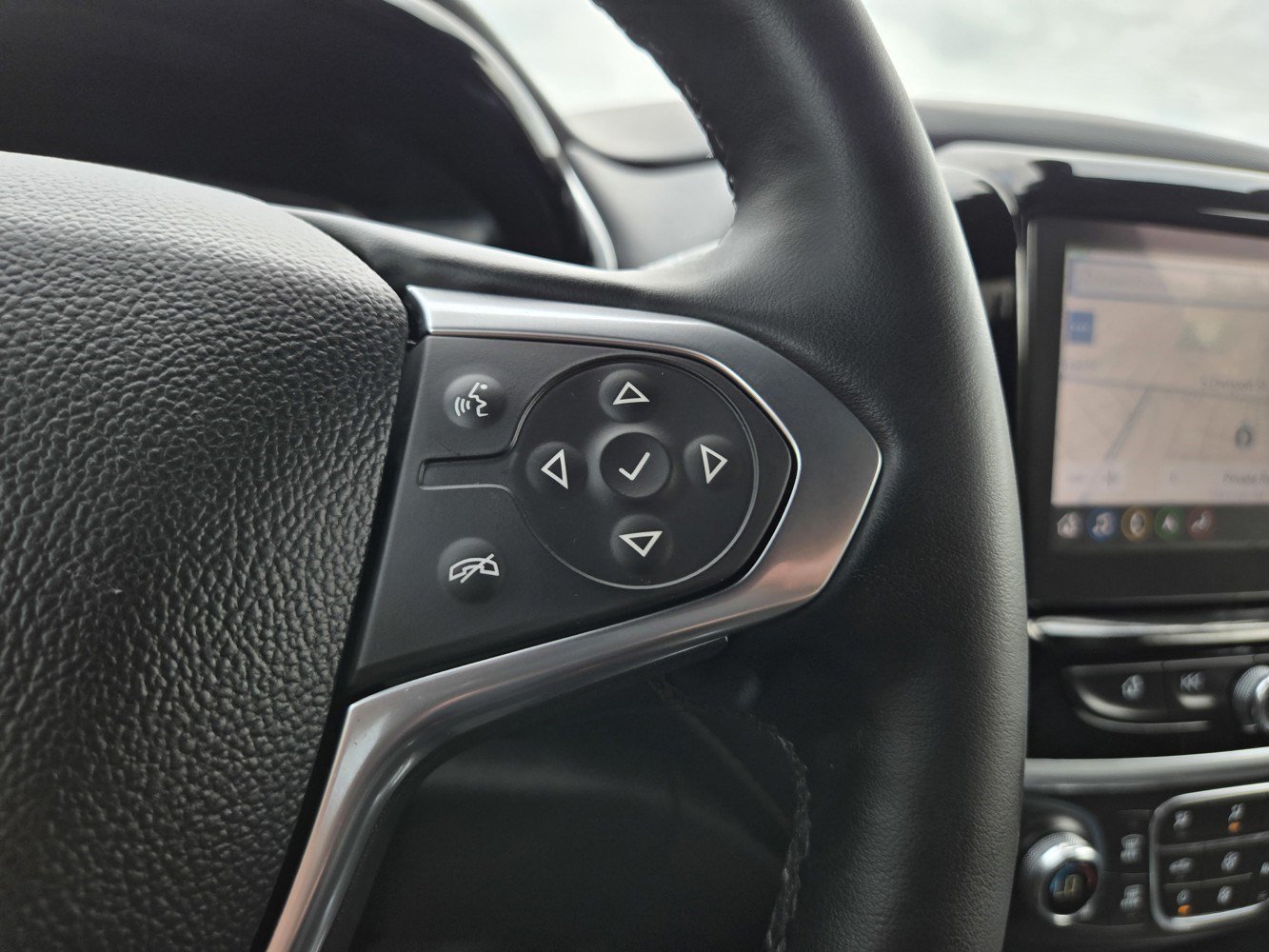 Used 2023 Chevrolet Traverse Premier AWD/4WD image 20