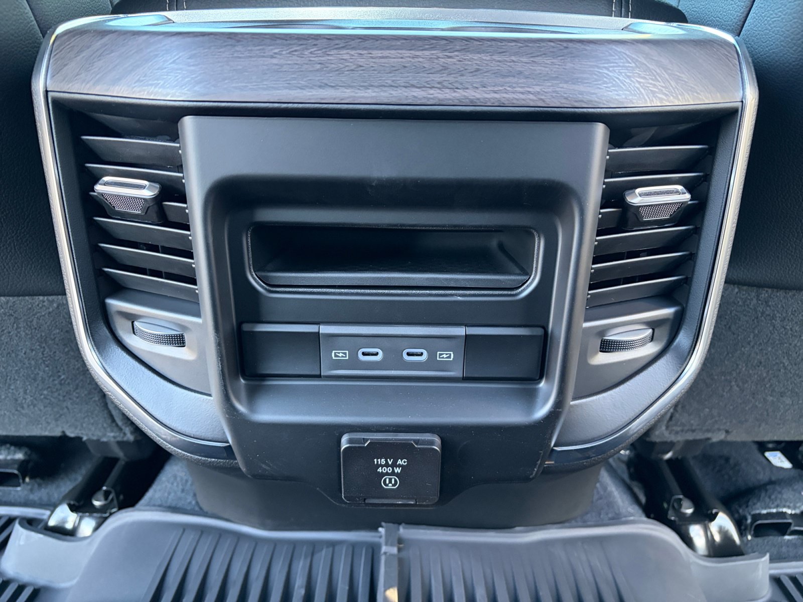 New 2027 RAM 2500 Laramie w/ Night Edition AWD/4WD image 23