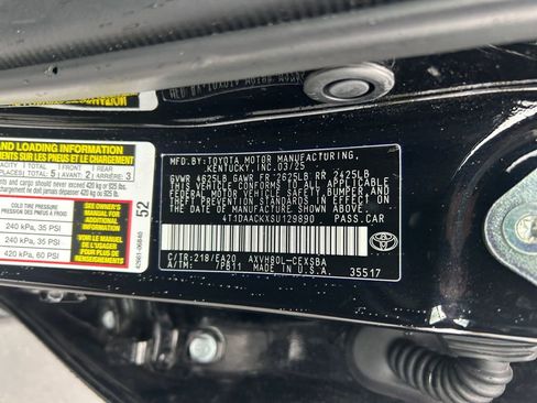 Used 2025 Toyota Camry SE image 34