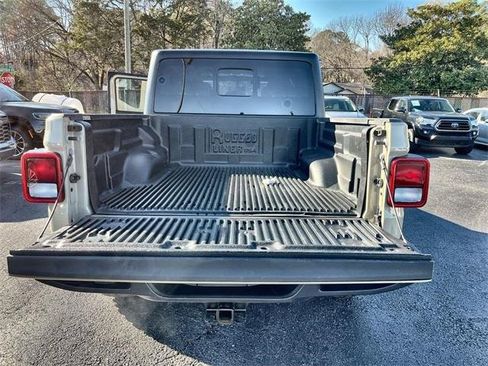 Used 2022 Jeep Gladiator Sport image 30