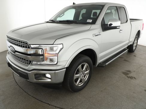 Used 2019 Ford F150 Lariat w/ Equipment Group 502A Luxury image 3