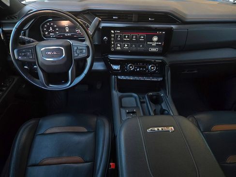 Used 2024 GMC Sierra 2500 AT4 w/ AT4 Premium Plus Package AWD/4WD image 21
