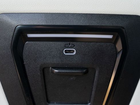 Used 2025 BMW i5 xDrive40 w/ M Sport Package image 33