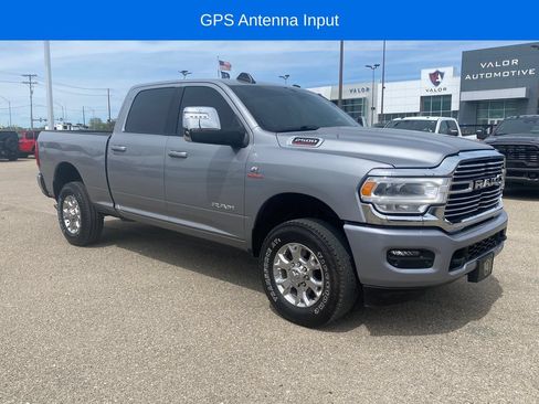 Used 2024 RAM 2500 Laramie AWD/4WD image 8