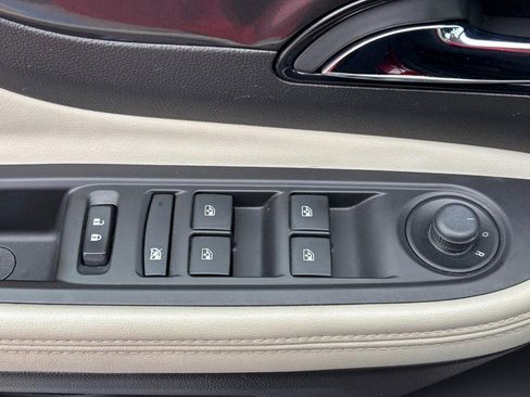 Used 2019 Buick Encore Essence image 26