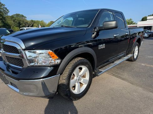 Used 2014 RAM 1500 Classic SLT AWD/4WD image 9