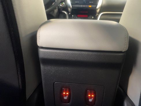 Used 2024 Mitsubishi Eclipse Cross SEL image 7