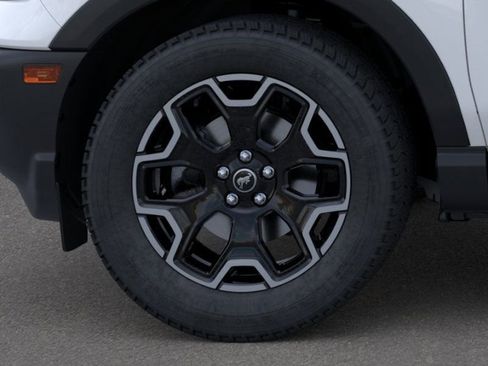 New 2026 Ford Bronco Sport Outer Banks w/ Outer Banks Tech Package+ AWD/4WD image 19