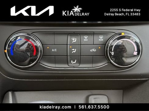 Used 2024 Buick Encore GX Preferred image 19