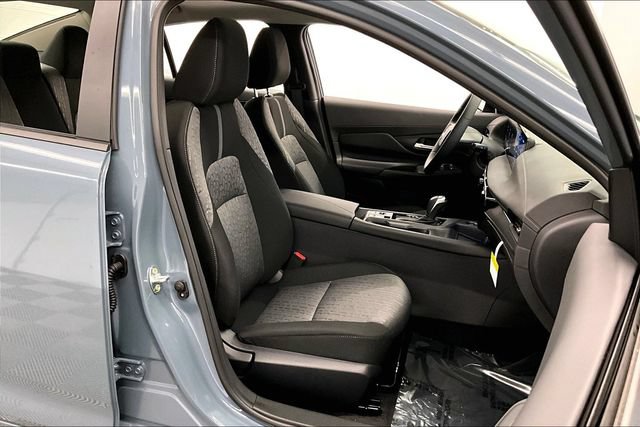 New 2026 Nissan Sentra SV w/ SV Convenience Package FWD image 34