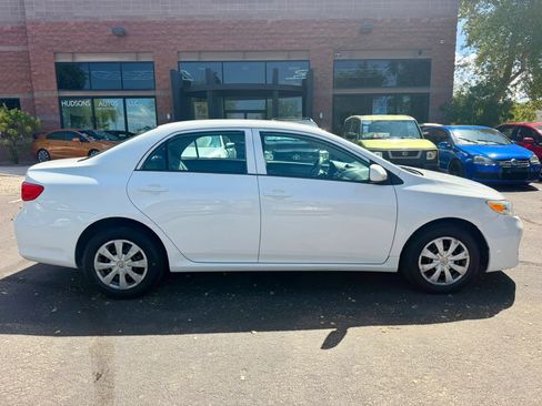 Used 2012 Toyota Corolla L FWD image 4