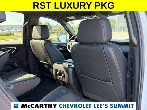 Used 2024 Chevrolet Suburban RST w/ Luxury Package AWD/4WD image 36