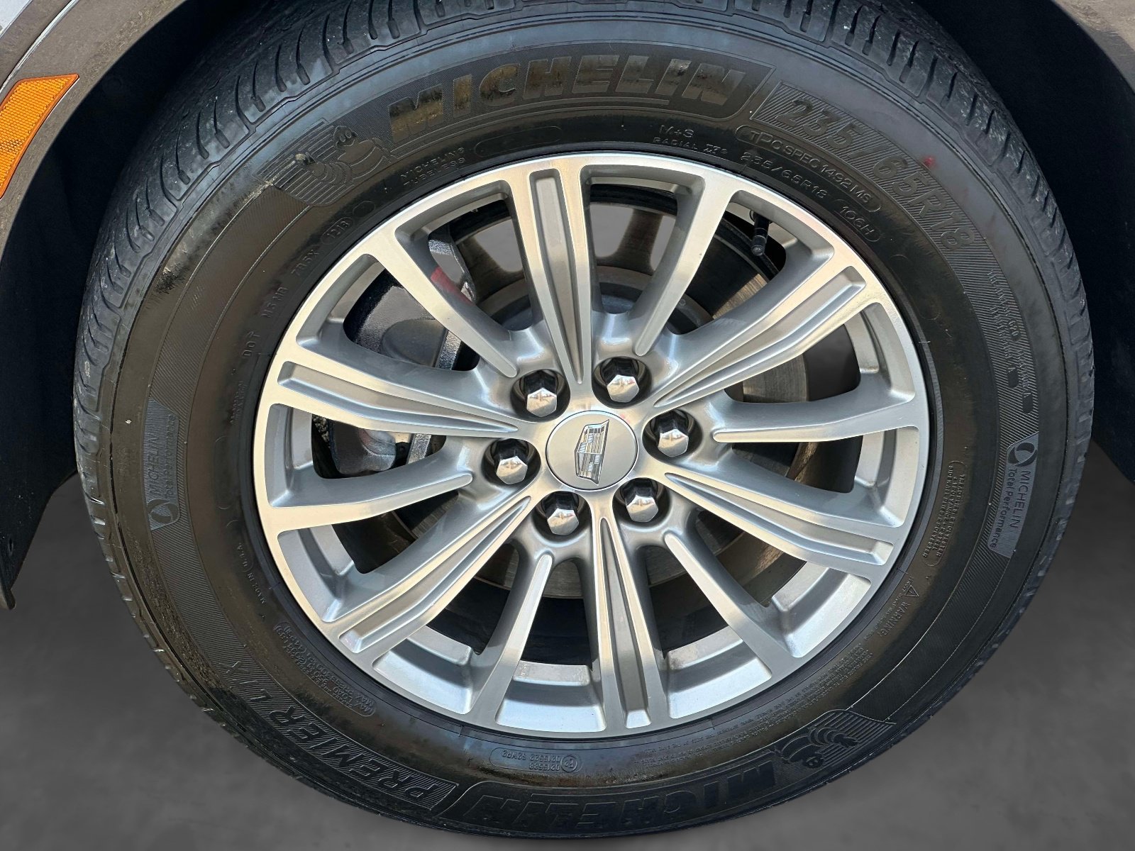 Used 2018 Cadillac XT5 Luxury AWD/4WD image 6