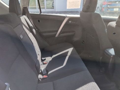 Used 2016 Toyota RAV4 XLE w/ Convenience Package AWD/4WD image 25