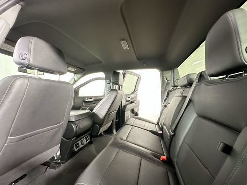 Used 2025 GMC Sierra 1500 SLT RWD image 15