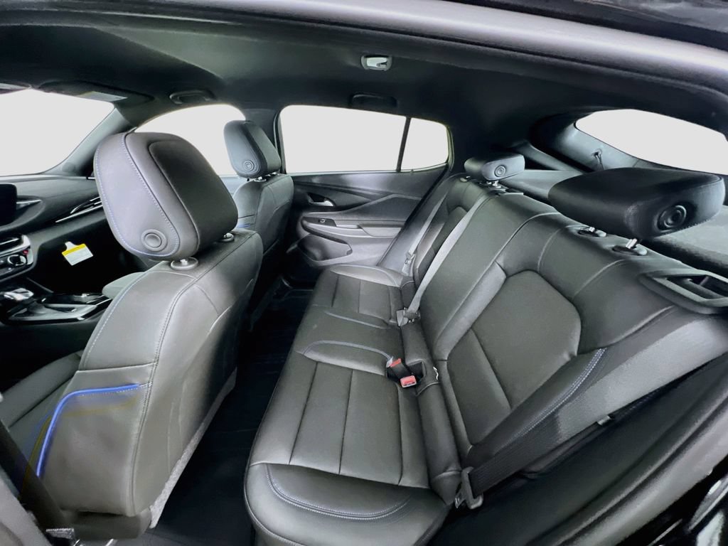 New 2026 Buick Envista Sport Touring w/ Convenience I Package FWD image 21