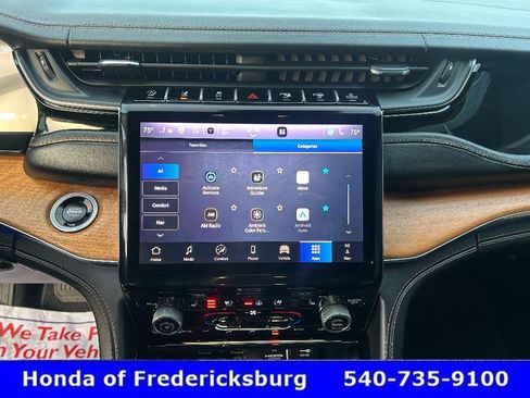 Used 2025 Jeep Grand Cherokee L Summit image 36