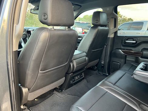 Used 2020 GMC Sierra 1500 SLT image 39