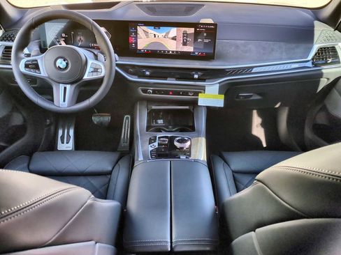 Used 2026 BMW X5 M60i image 15