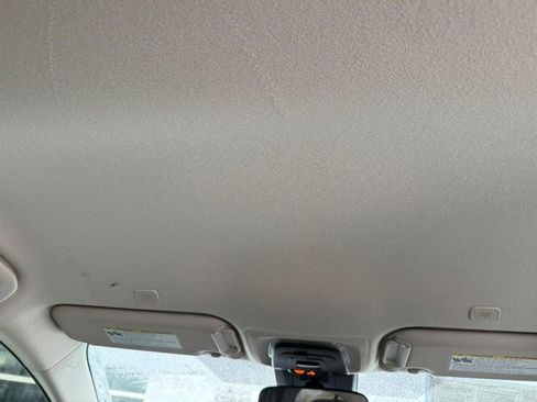 Used 2025 Toyota Corolla LE image 15